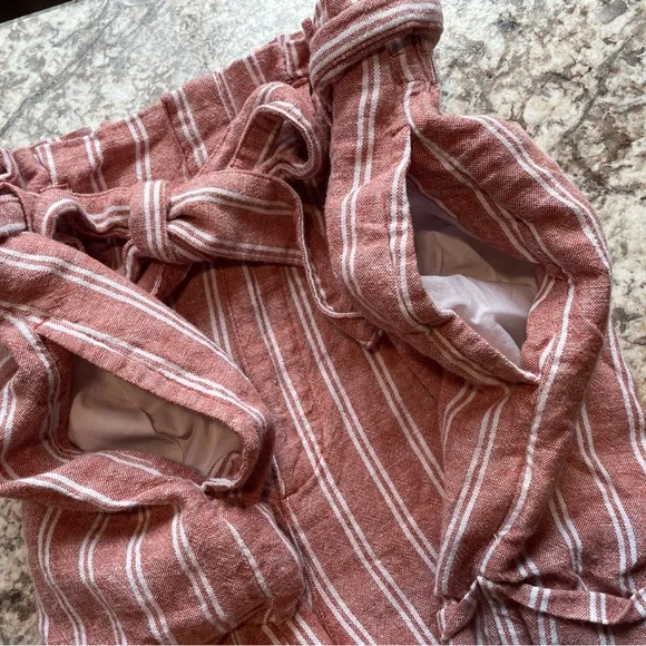 ❌SOLD!❌ Like New! Abercrombie & Fitch Striped Linen Paperbag Belted High Waisted - Picture 5 of 13